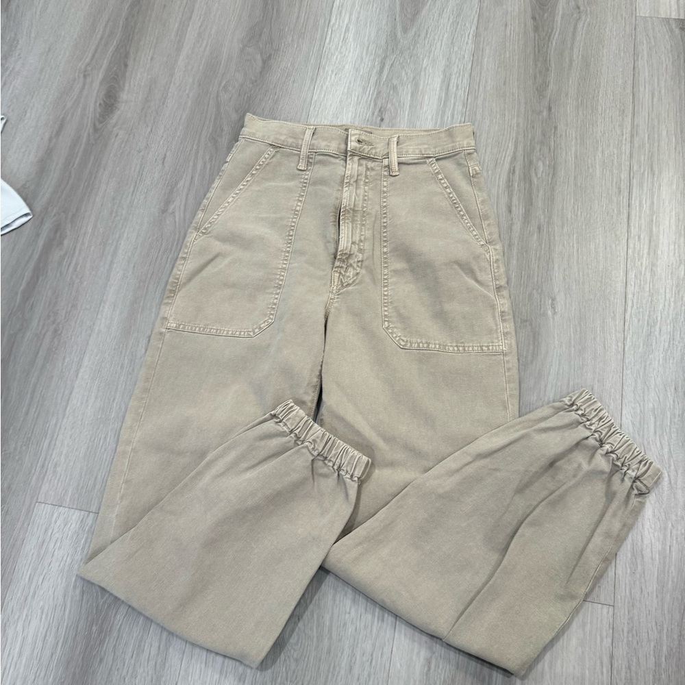 MOTHER Tan Chinos Classic Style